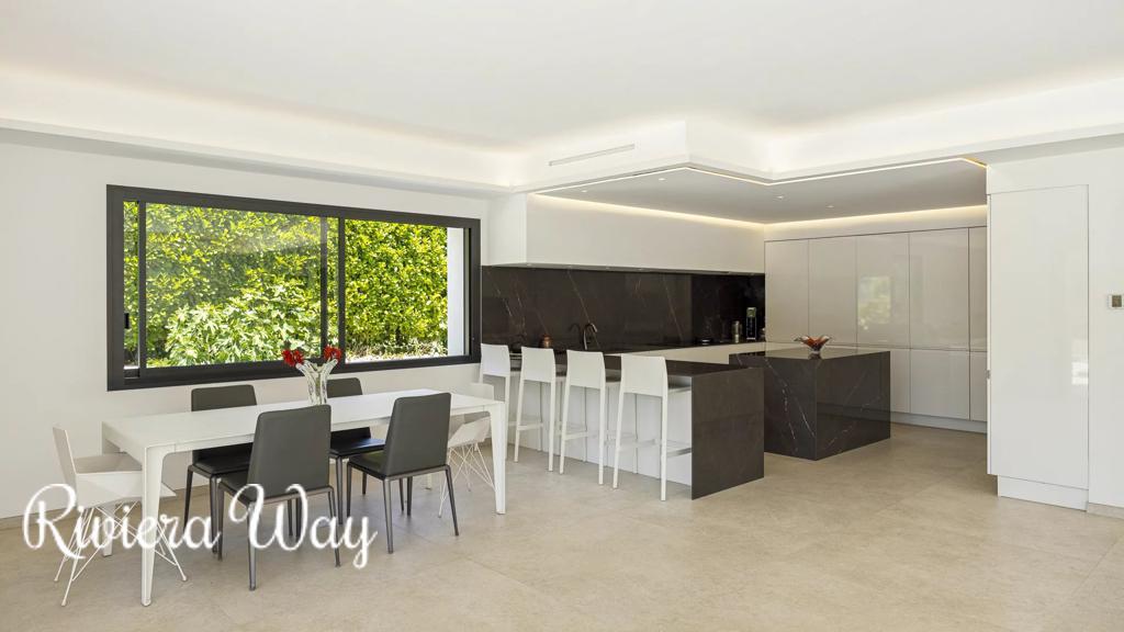 Villa in Valbonne, photo #5, listing #106635480