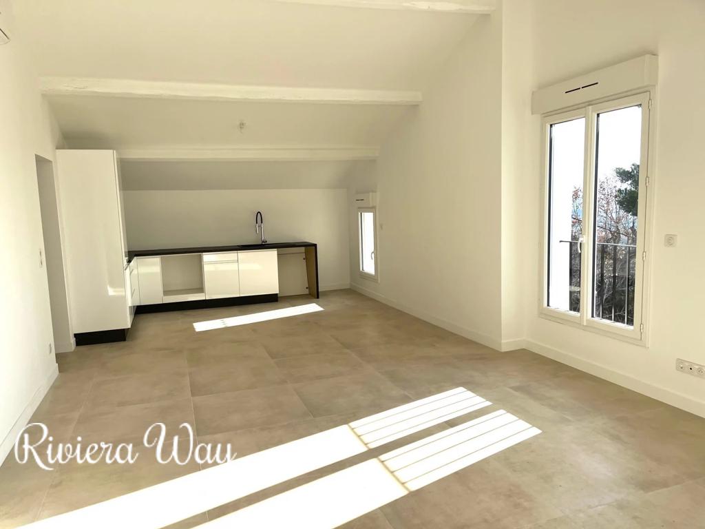 3 room apartment in Montauroux, photo #2, listing #103228314
