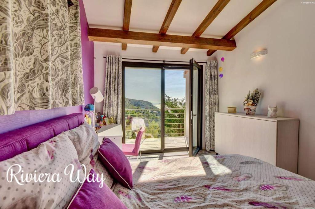 4 room villa in La Turbie, 300 m², photo #1, listing #85135176