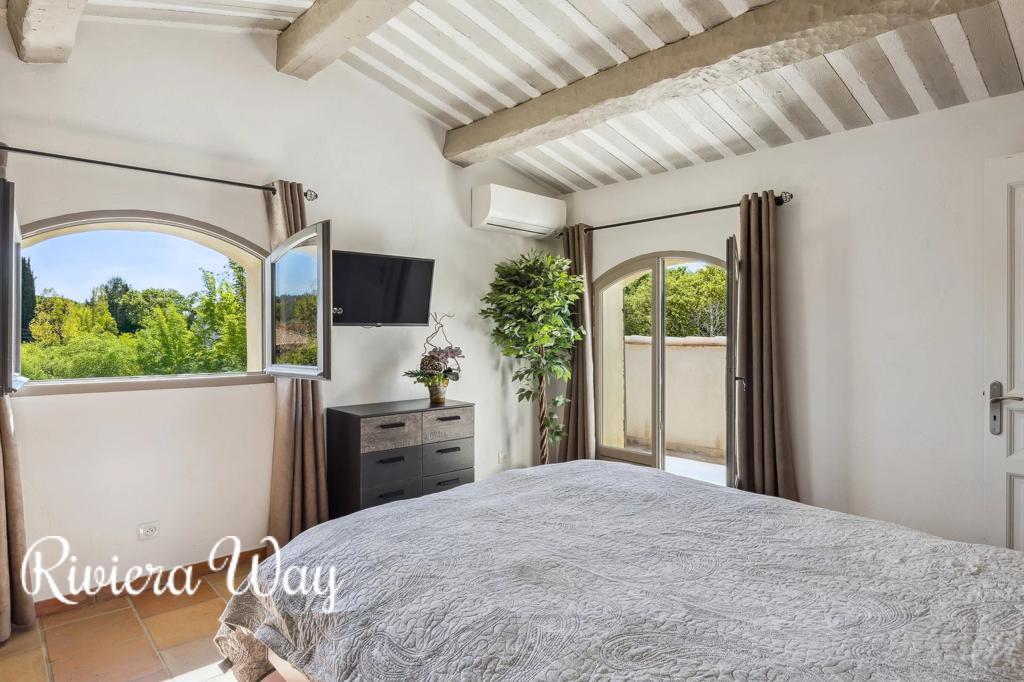 5 room villa in Chateauneuf-Grasse, photo #5, listing #100225650