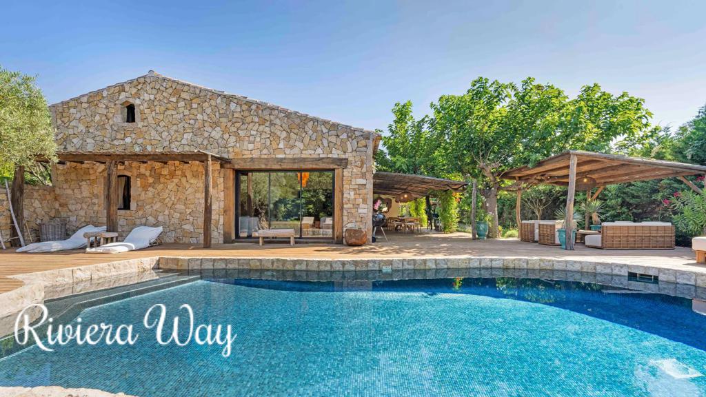 6 room villa in Grimaud, photo #3, listing #104480292