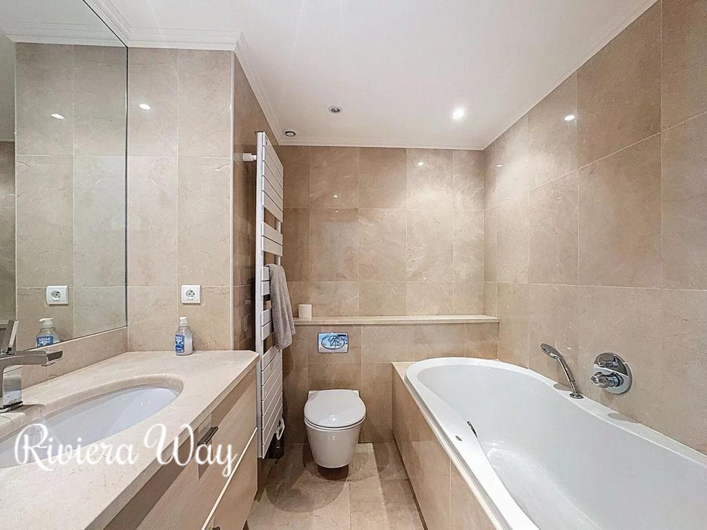 4 room apartment in Californie - Pezou, photo #4, listing #103968396