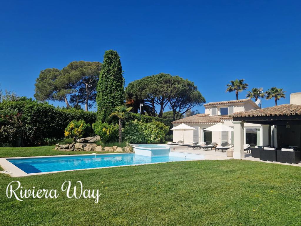 8 room villa in Saint-Tropez, photo #2, listing #106155798