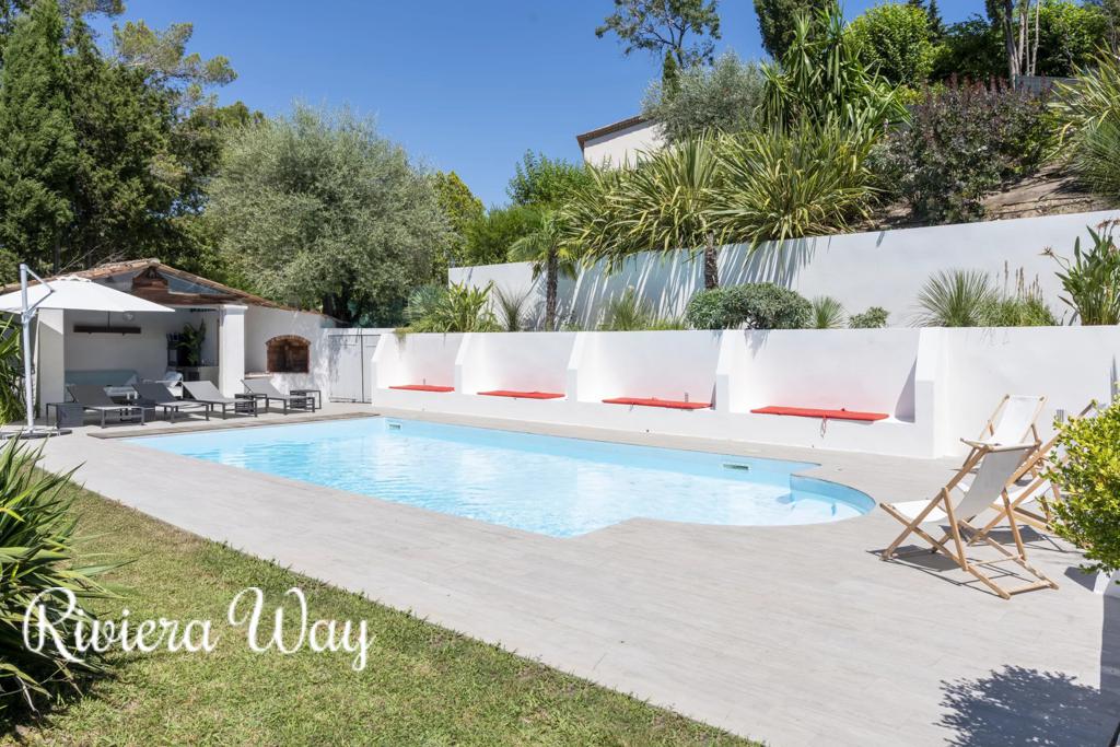 6 room villa in Mougins, photo #7, listing #103688256