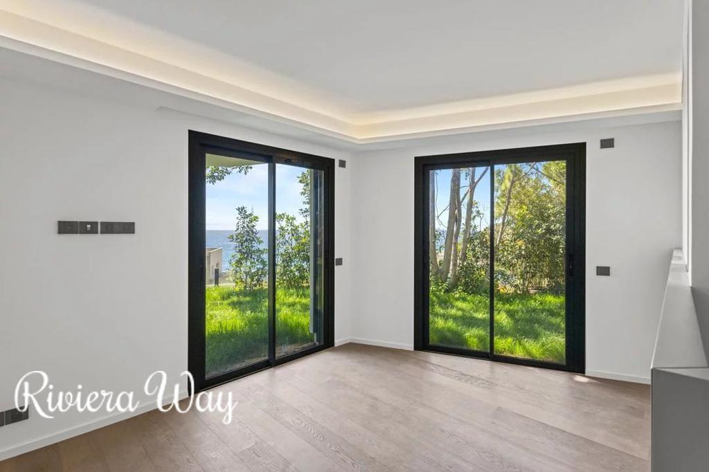 5 room new home in Cap d'Ail, photo #3, listing #102971274
