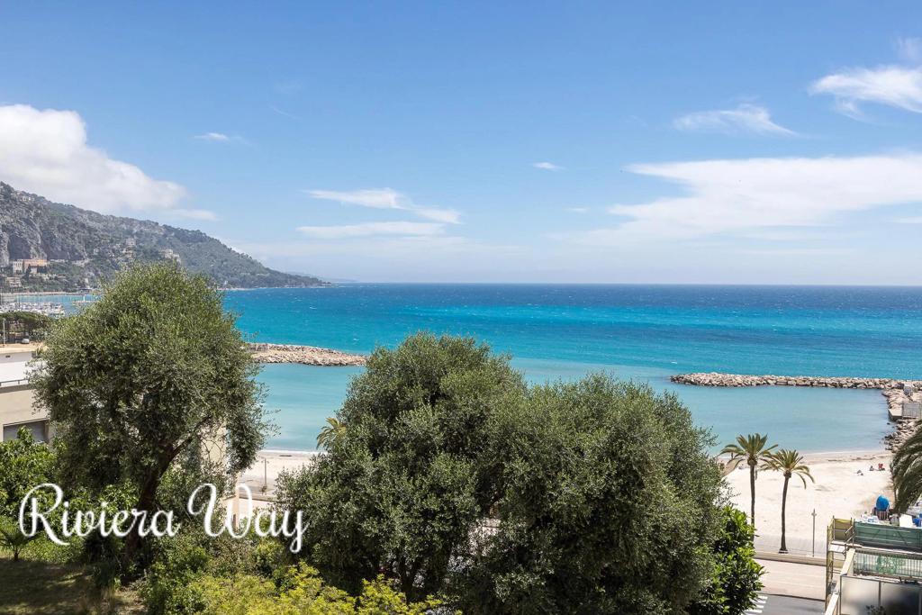 5 room apartment in Menton, photo #2, listing #106298304