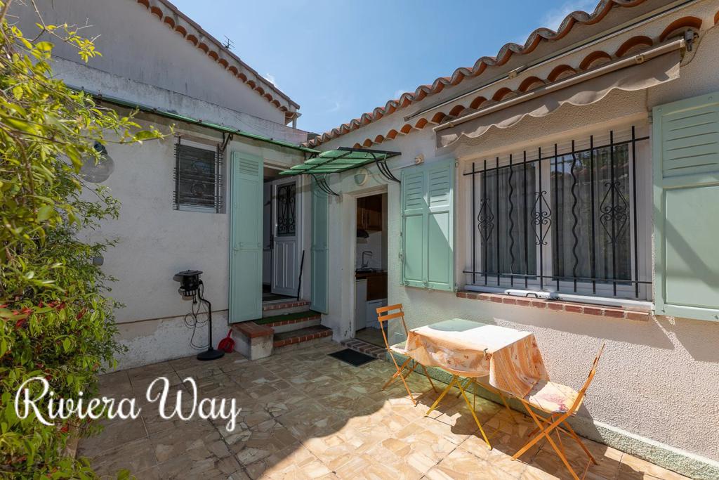 Villa in Cap d'Antibes, photo #3, listing #104090658