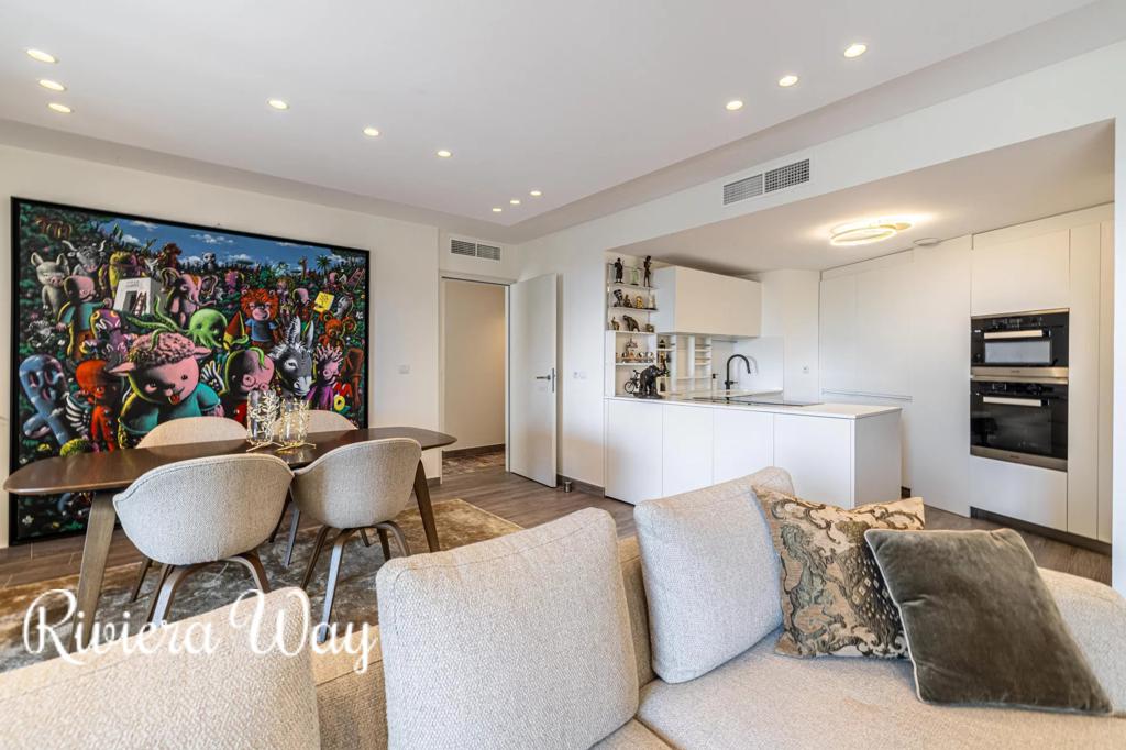 4 room apartment in Èze, photo #5, listing #106563366