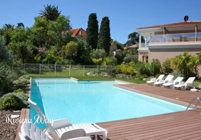 Villa in Cap d'Antibes, 470 m², photo #3, listing #63509460