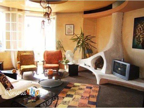 4 room apartment in Liberation, 99 m², photo #2, listing #106230348