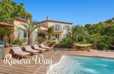 8 room villa in La Londe-les-Maures