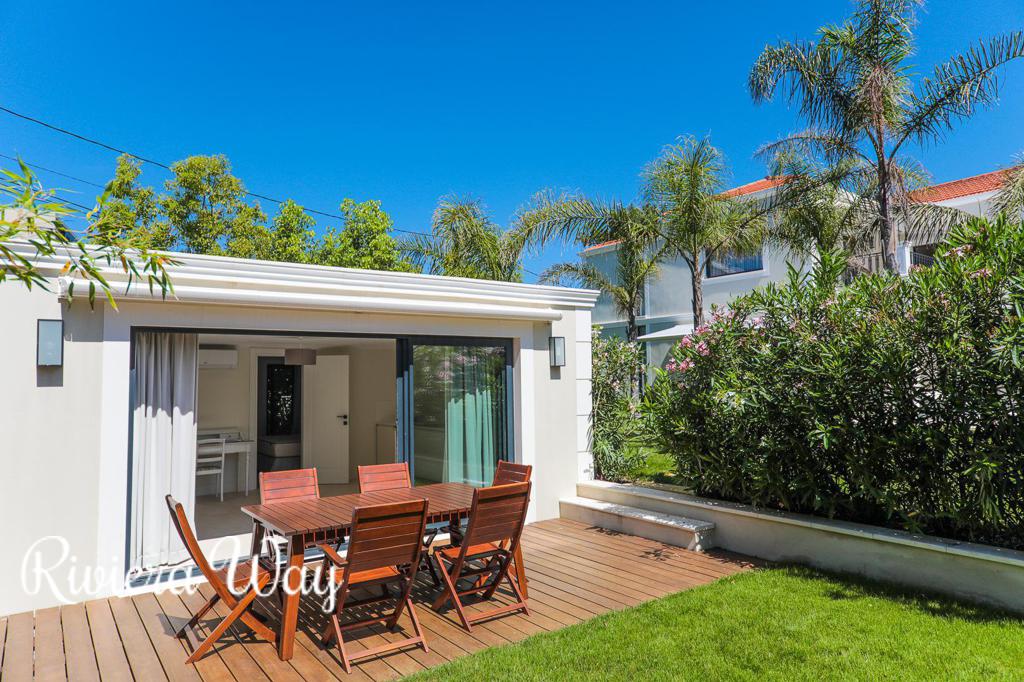 8 room villa in Cap d'Antibes, 300 m², photo #3, listing #78678306