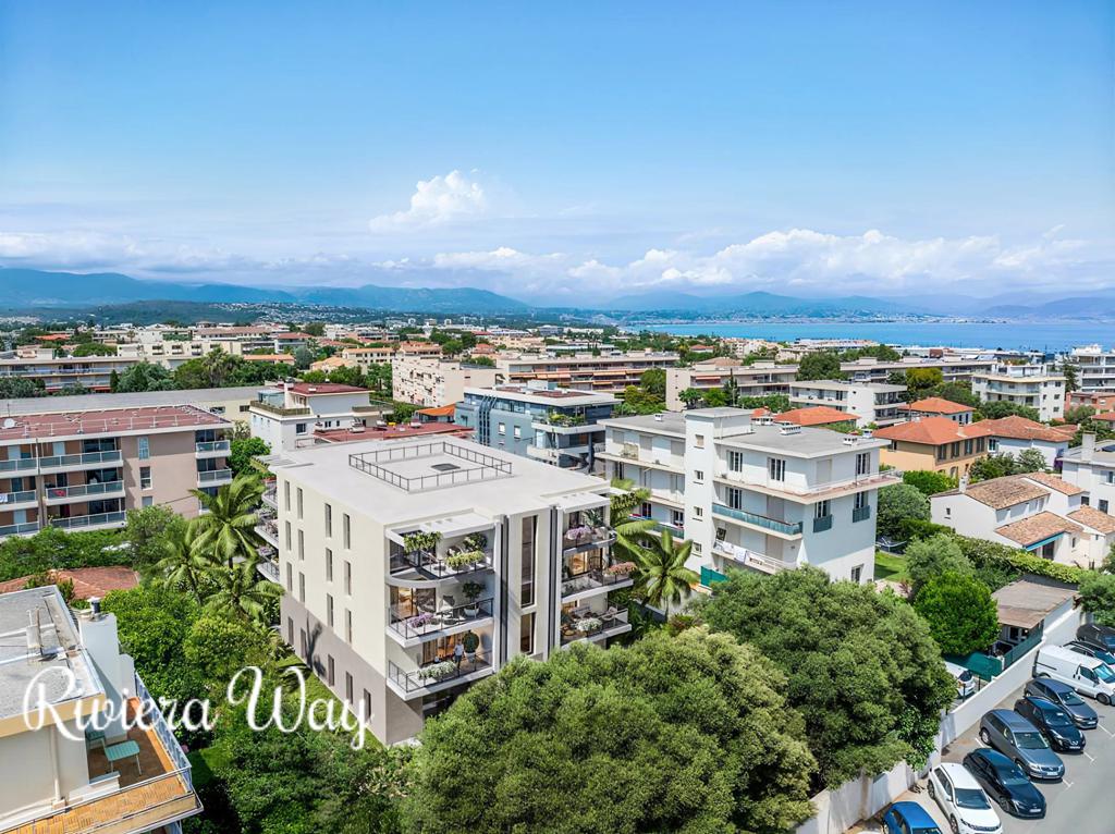 Apartment in Antibes, photo #1, listing #103534578
