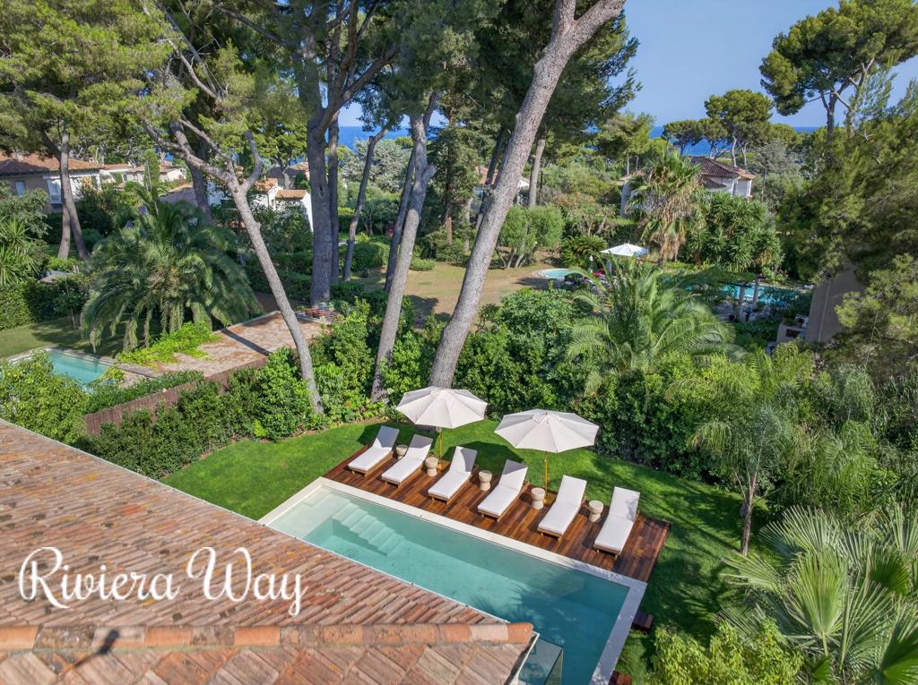 5 room villa in Cap d'Antibes, photo #3, listing #106741278
