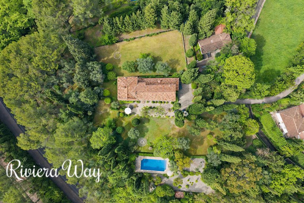 10 room villa in Grasse, photo #2, listing #106178184