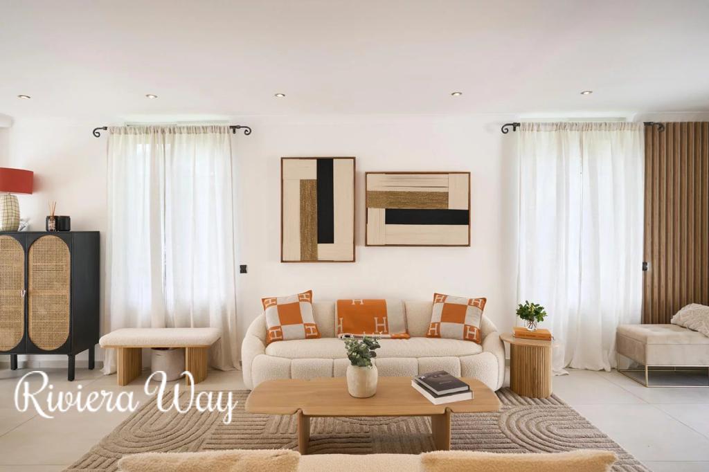 7 room villa in Le Cannet, photo #5, listing #103257000