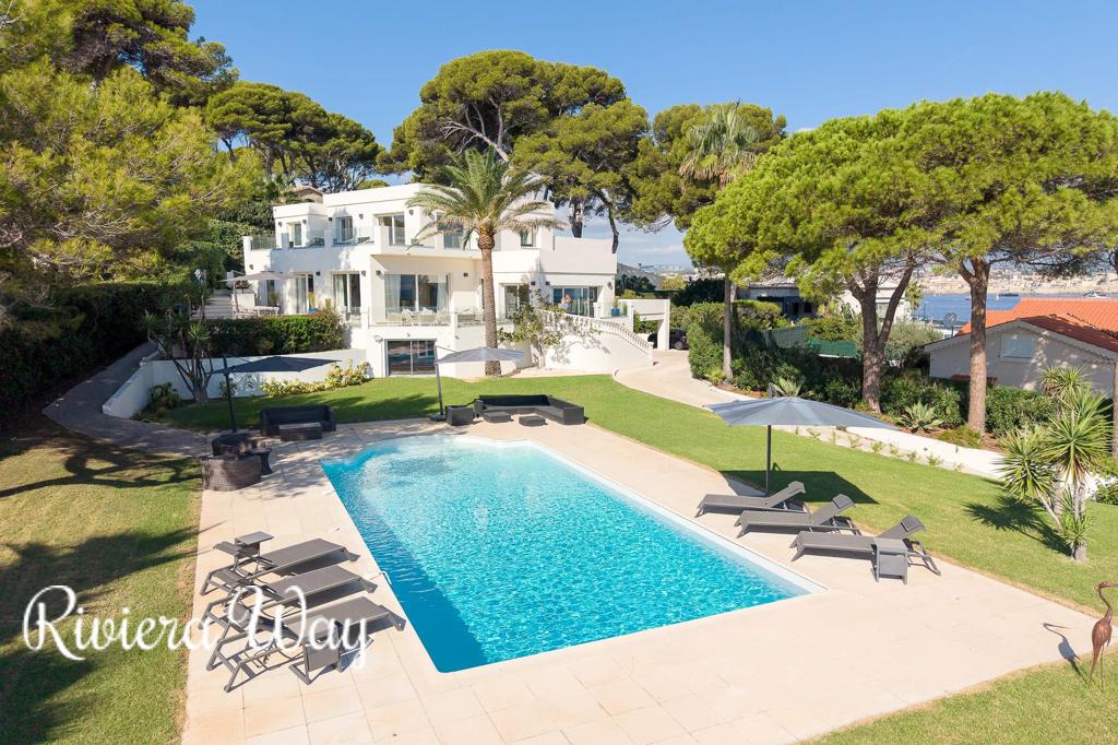 6 room villa in Cap d'Antibes, photo #1, listing #107114028