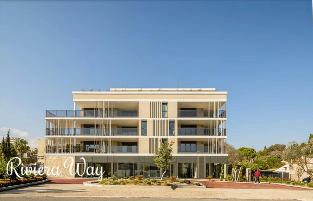 4 room new home in Antibes, photo #8, listing #106360800