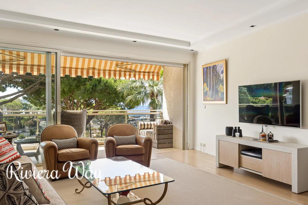 3 room apartment in Cap d'Antibes, photo #3, listing #106533966