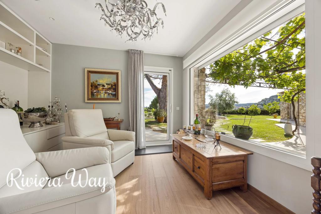 7 room villa in La Colle-sur-Loup, photo #9, listing #106332366