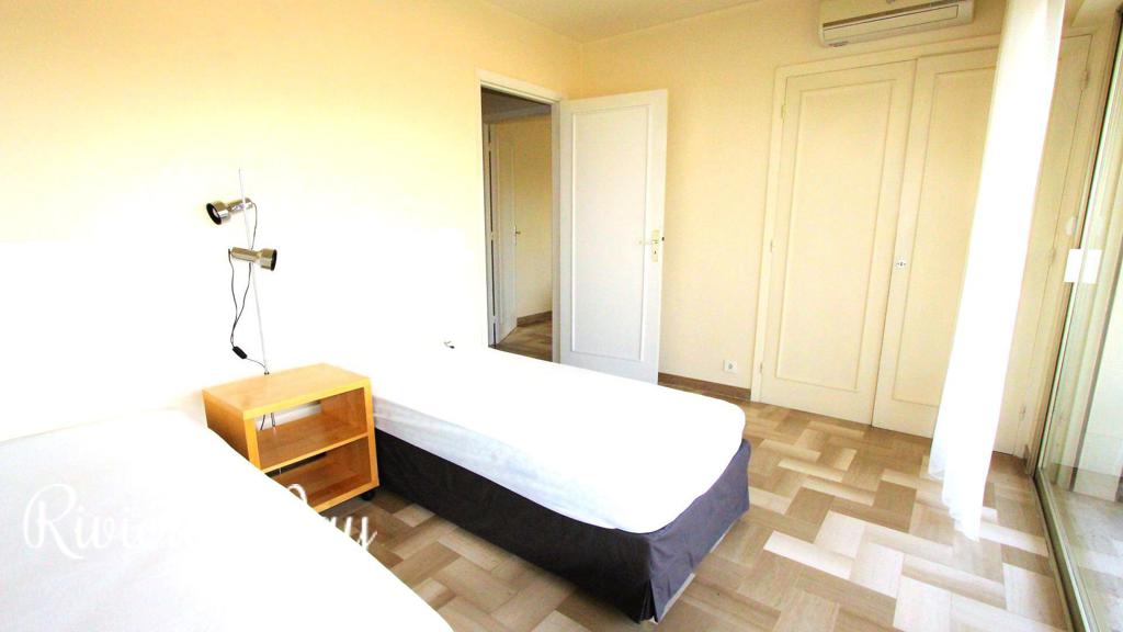 3 room apartment in Cap d'Antibes, photo #4, listing #75842298