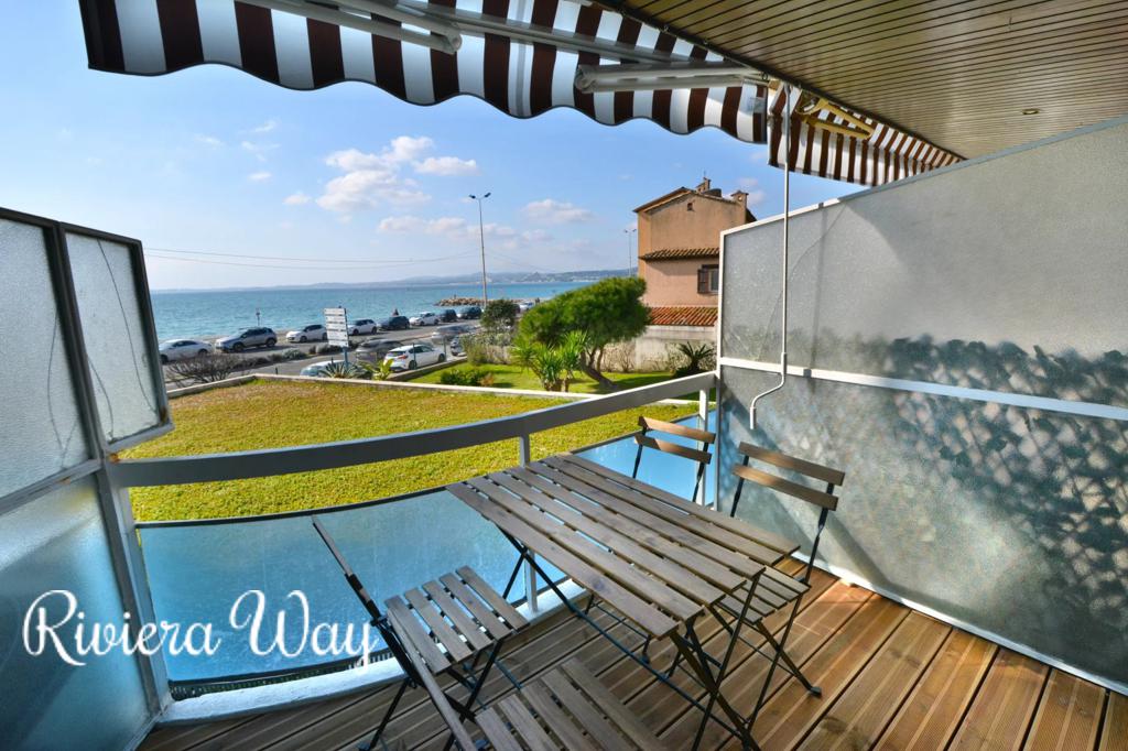 3 room apartment in Cagnes-sur-Mer, photo #1, listing #101977050