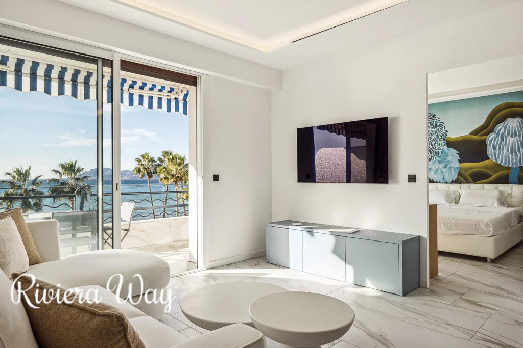3 room apartment in Boulevard de la Croisette, photo #3, listing #101666082
