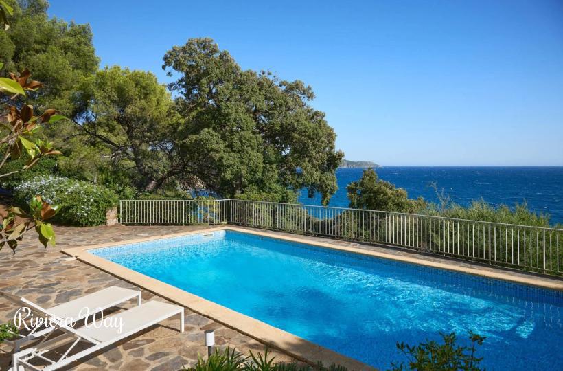 Villa in La Croix-Valmer, 200 m², photo #3, listing #104697558