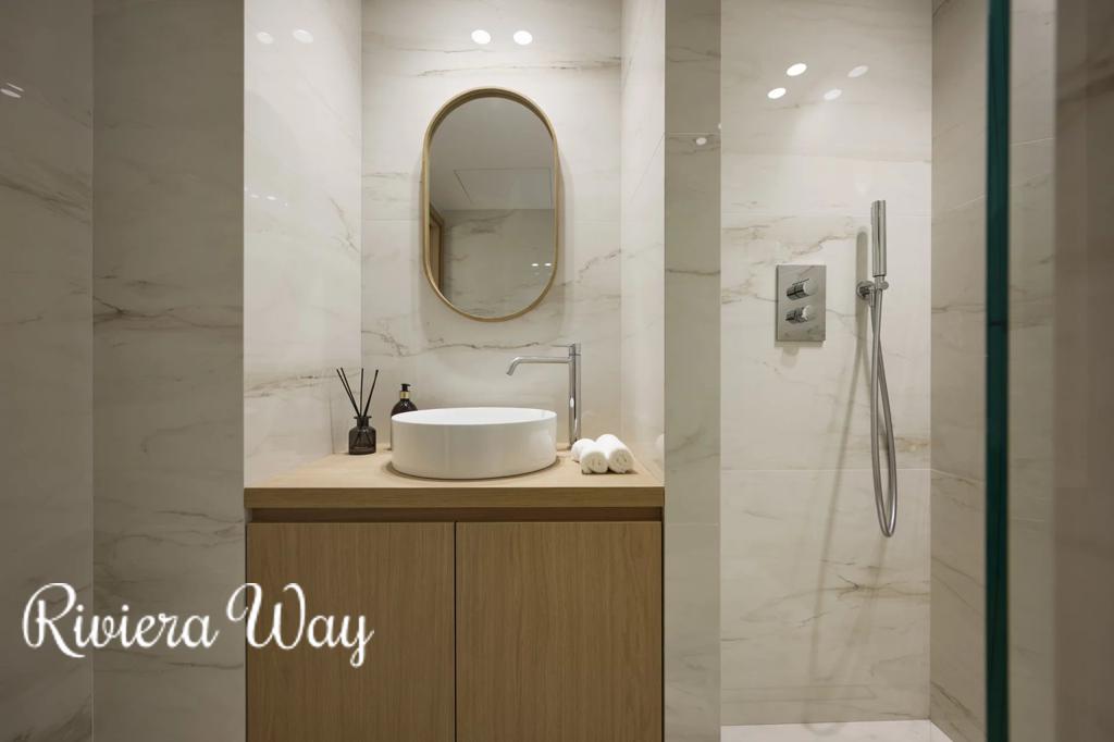 4 room apartment in Cannes, photo #2, listing #103877676