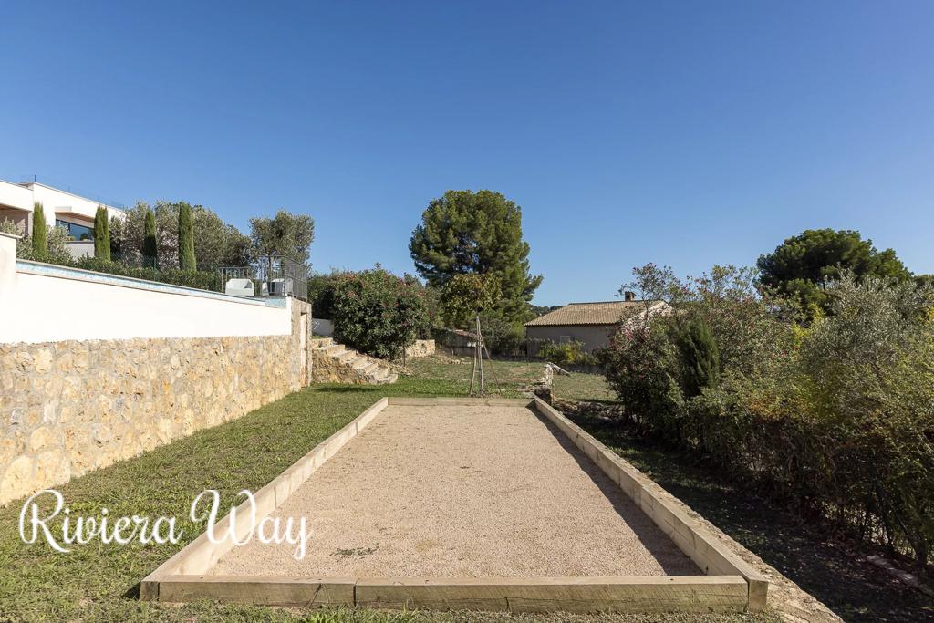 8 room villa in Mougins, photo #4, listing #97745088
