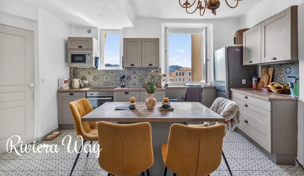 3 room apartment in Cannes, photo #2, listing #106431528