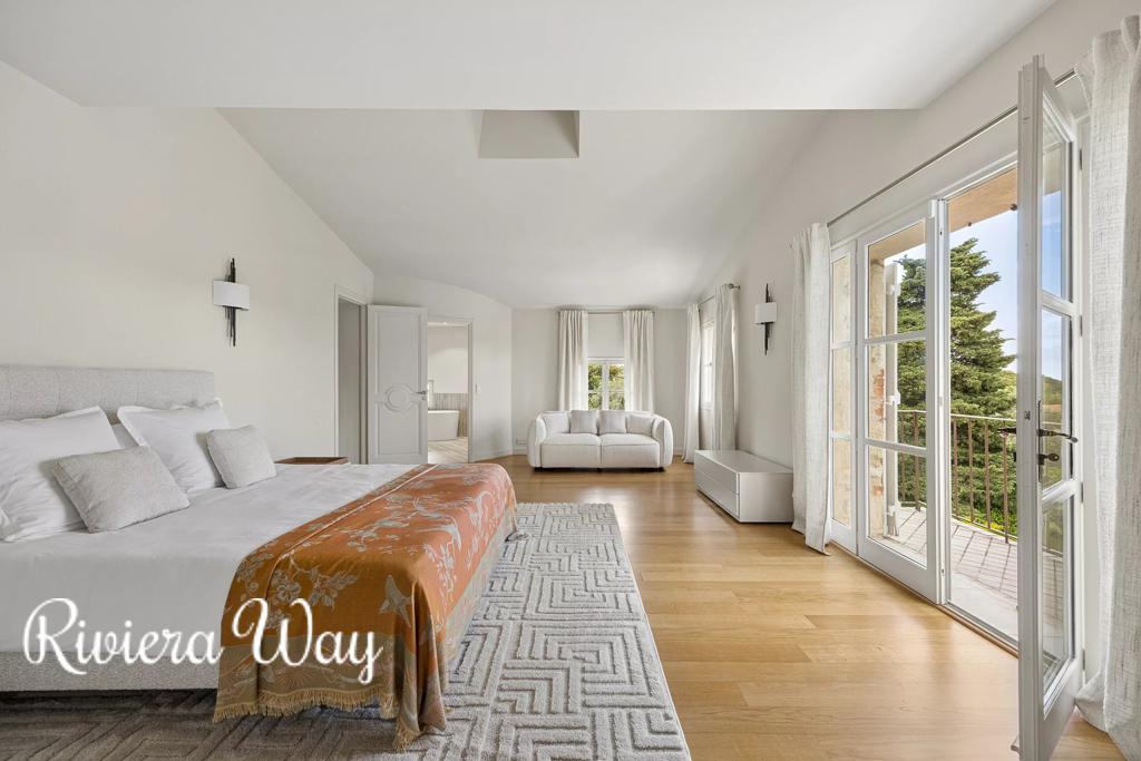 7 room villa in Cap d'Antibes, photo #9, listing #104224008