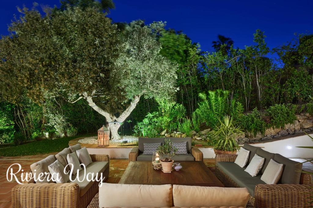 7 room villa in Ramatyuel, photo #3, listing #92063370
