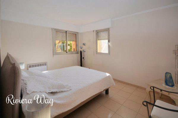 5 room villa in Juan-les-Pins, 217 m², photo #8, listing #75314316