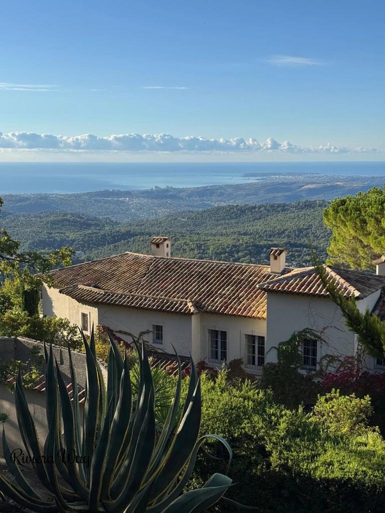 7 room villa in Tourrettes-sur-Loup, photo #9, listing #101768520