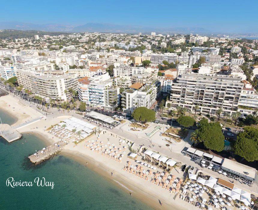 3 room apartment in Antibes, photo #7, listing #106016274