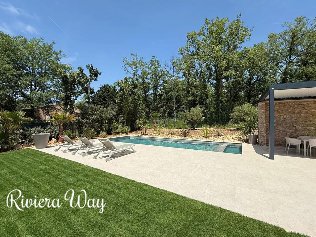 6 room villa in Fayence, photo #4, listing #100230144