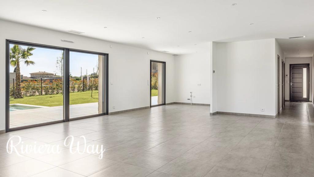 6 room villa in Mougins, photo #5, listing #99759870