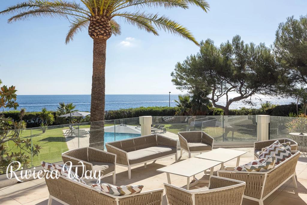 6 room villa in Cap d'Antibes, photo #7, listing #107114028