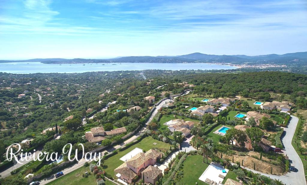 6 room villa in Grimaud, photo #3, listing #97359738