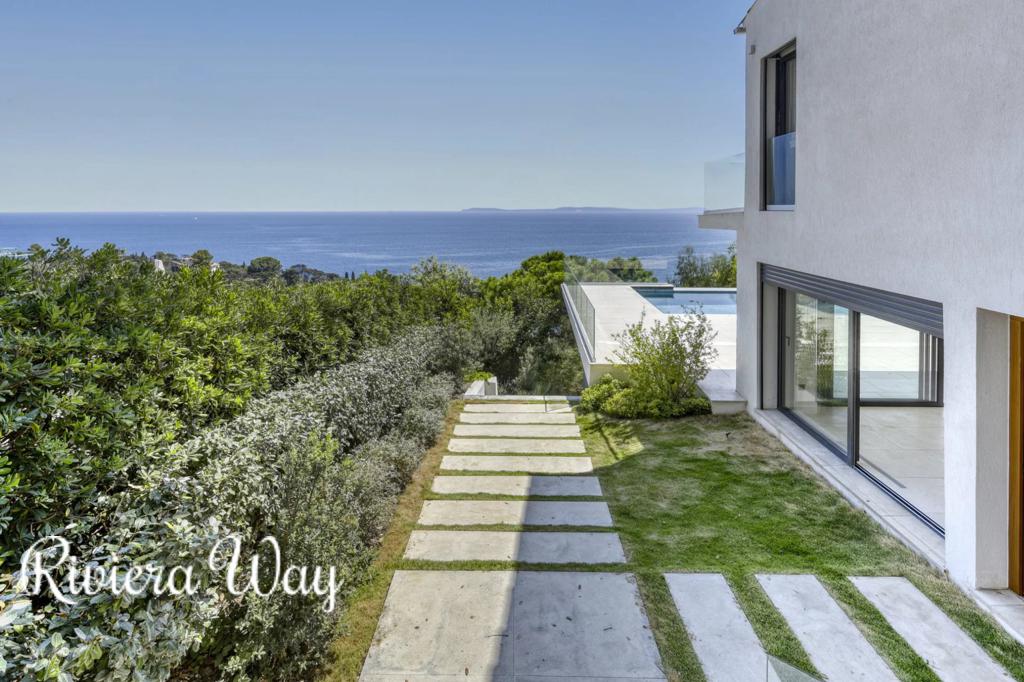 5 room villa in Rayol-Canadel-sur-Mer, photo #10, listing #90031116