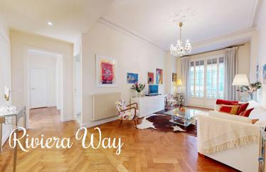 5 room apartment in Nice, 120 m²