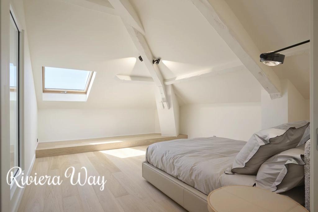 5 room apartment in Cannes, photo #10, listing #105868770