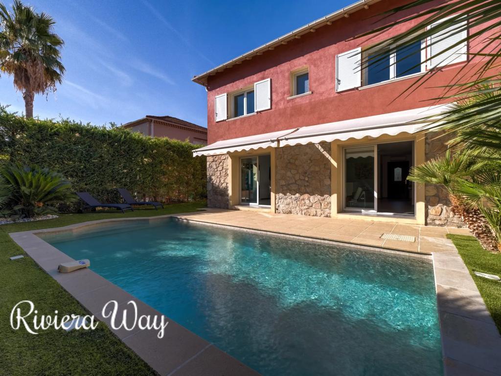 5 room villa in Cap d'Antibes, photo #4, listing #105552132
