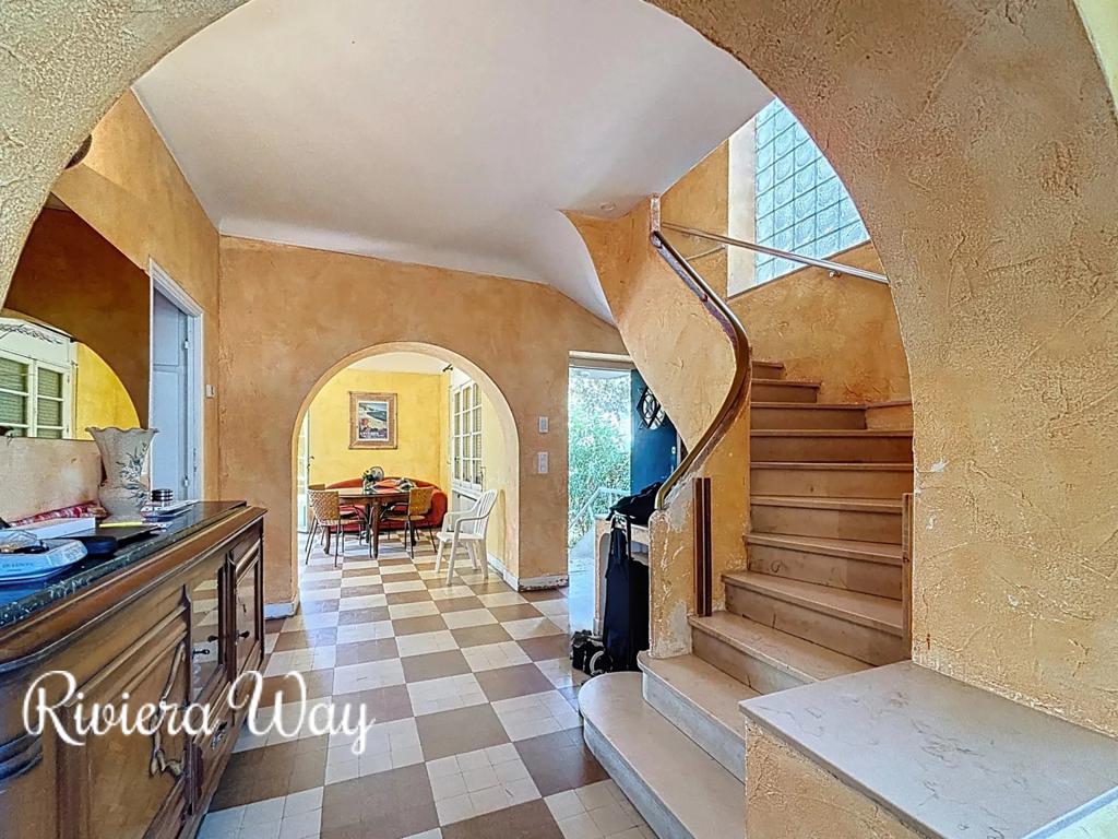 7 room villa in Cap d'Antibes, photo #3, listing #103466286