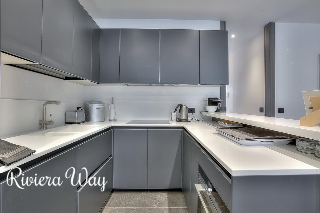 5 room apartment in Cannes, photo #7, listing #78865710
