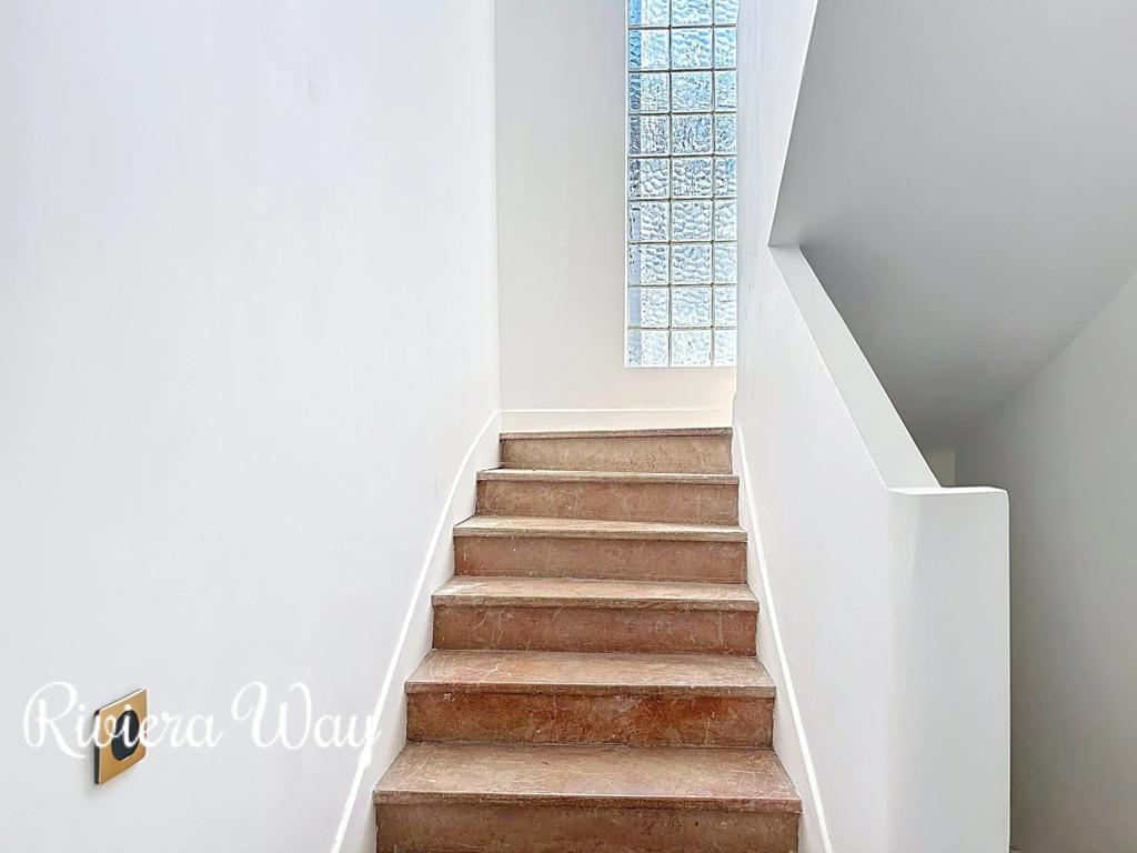 5 room villa in Cap d'Antibes, photo #6, listing #104214138