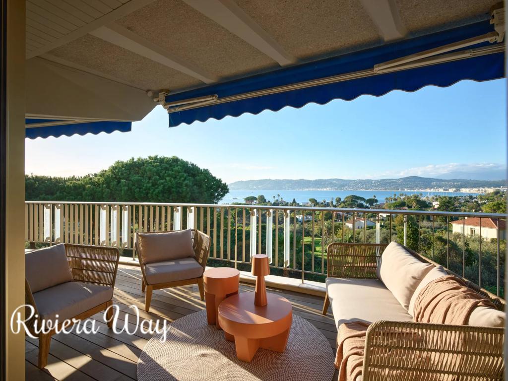 6 room apartment in Cap d'Antibes, photo #1, listing #103366956