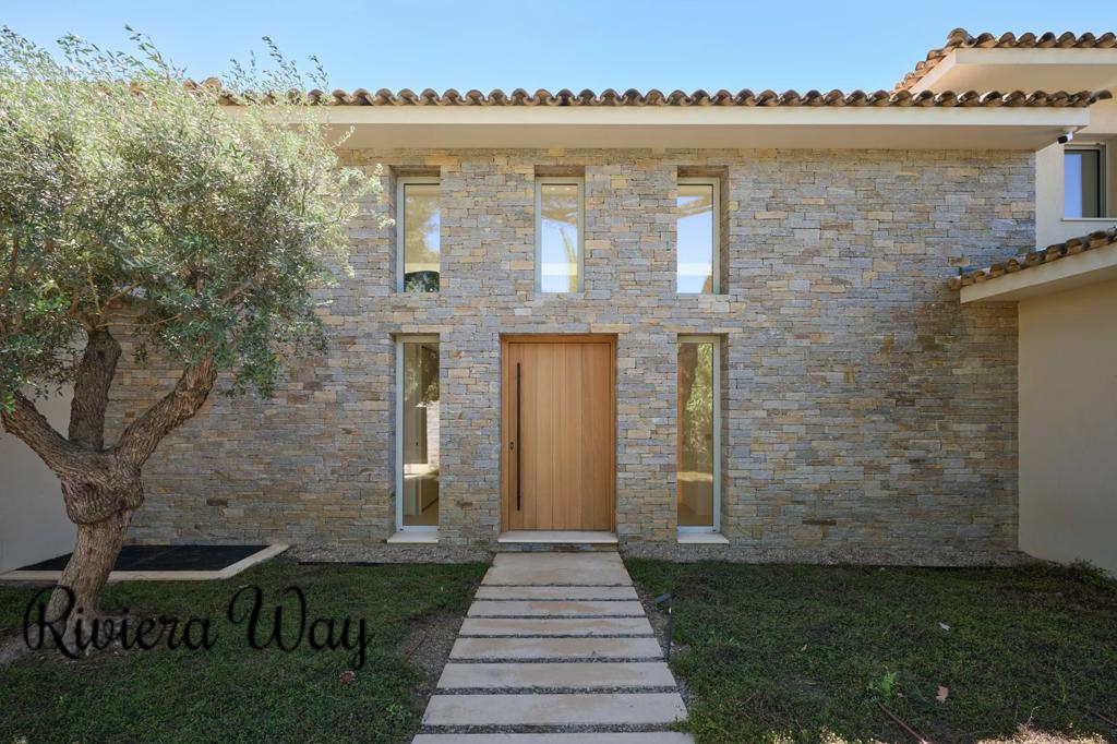 9 room villa in Saint-Tropez, photo #2, listing #101928288