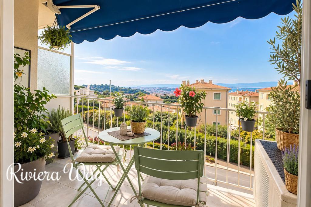 3 room apartment in Nice, photo #1, listing #107206428